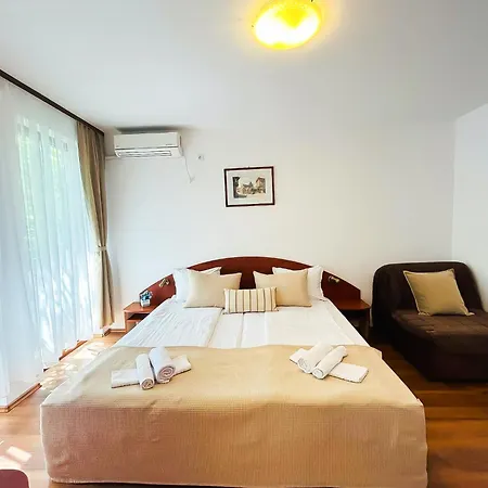 Family Helios Guest house