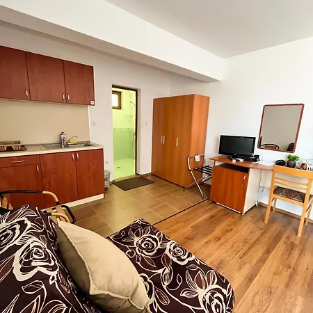 Family Helios 阳光海滩