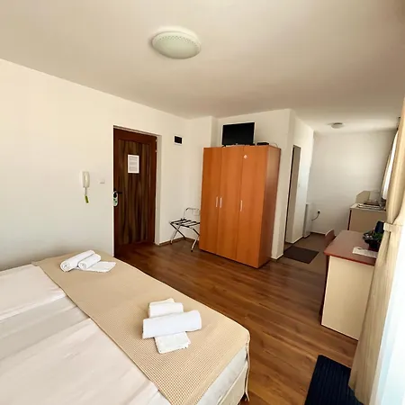 Guest house Family Helios