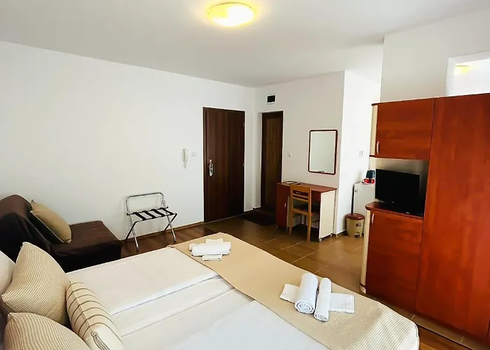 Family Helios 3* Слънчев бряг