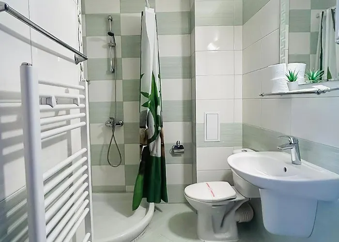 Family Helios Къща за гости 3*