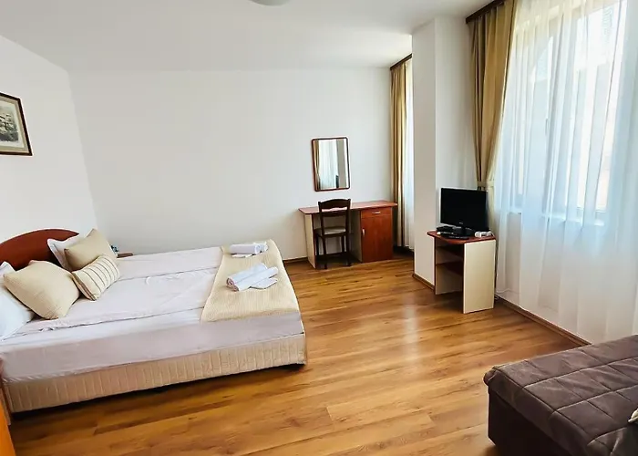 Family Helios Слънчев бряг