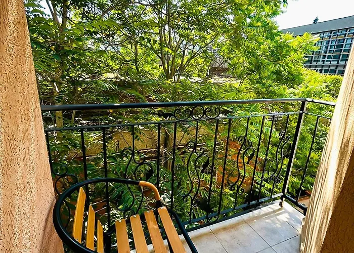 Family Helios Къща за гости