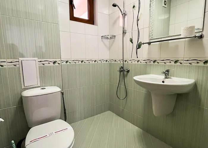 Family Helios Къща за гости 3*